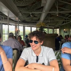 Meet your Posher, Madock